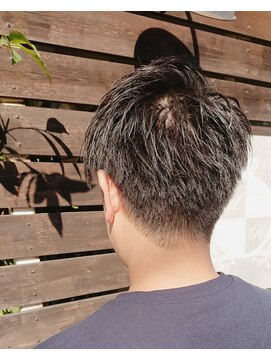 ノマニカ ミラート バイ ルレーヴ(noma-nika mirrort by Le reve) ツーブロショート