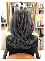 シャメル(Chamel)&nbsp;こなれバレイヤージュ◇大人可愛い透明感レイヤースタイル