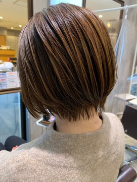 トレ(tre.) 甲子園口/髪質改善/白髪染め/ショート/酸性ストレート/美容室