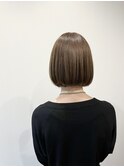 ショートボブ