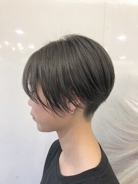 デザイニングヘアードゥ(designing hair Deux) 刈り上げマッシュショート