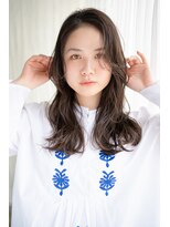 マグノリア(MAGNOLIA)&nbsp;ウザバングが可愛い柔らかネビージュロング・・・HINATA