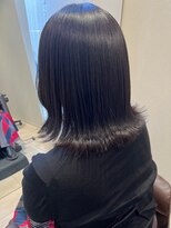 ロウ 町田(ROW)&nbsp;ワンレンボブ前下がりショート内巻きワンカール鎖骨ミディアム