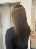 明るめオリーブベージュ