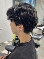 メンズ刈り上げない刈り上げなしパーマかき上げジェル