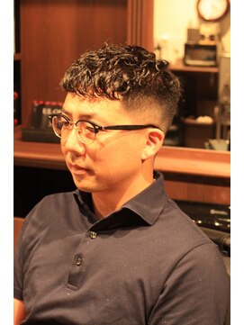 キングスマントーキョー 立川店(KINGSMAN TOKYO) ラフクロップ