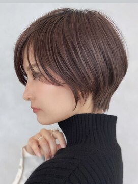 ソワネ 表参道(soigne) 表参道大人ショートボブ顔周りレイヤーカットくびれショート40代