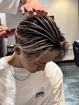 ウィンドバイシエル(WIND by CIEL)の写真/【難波駅直結/メンズ専門】22時まで営業！トレンドのカラーやパーマでワンランク上の魅力を引き出します★