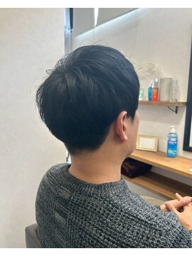 ロッカヘアエジェ(ROCCA hair eje.) 刈り上げセンターパートノーセットOKショート
