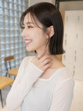 フィエルウメダ(Fier umeda) 【41.ブローやヘアセットの時間が短縮♪切りっぱなしショート】