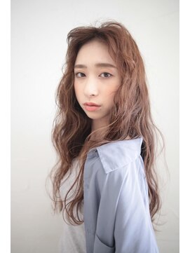 アンド(AND) くせ毛風パーマ×ロングスタイル