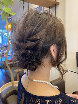 オルガ ヘアアンドメイク(Oluga hair&make) サイドバングダウン