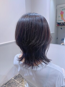 ロエ(loe) 勝手に外ハネウルフ×ナチュラルハイライト