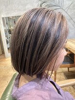 マハナ(Mahana by hair)&nbsp;20代30代40代ミニボブ前下がりショートボブハイライト3Dカラー