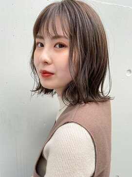 シロ(SiLO) 切りっぱなし○アッシュベージュ　天神大名/ヘッドスパ/髪質改善