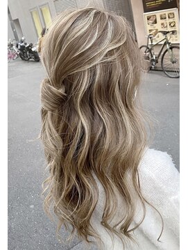 ピヨン 心斎橋(piLLon) ハイライト