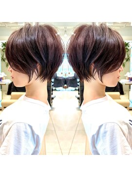 アンド ストーリーズ(&STORIES) 小顔/ひし形/クビレ/丸み/20代/30代/40代/ショート/ボブ