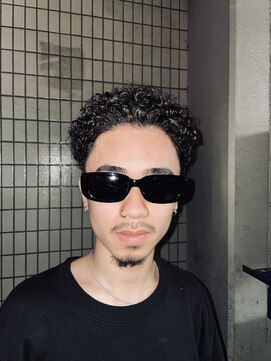 ザ フェイダーズ(The Faderz) 波巻きパーマスパイラルパーマツイストパーマメンズパーマカット