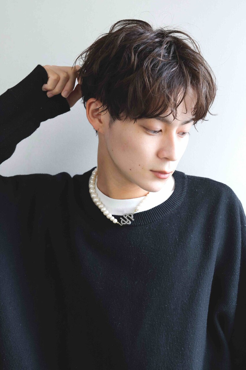 ブルーブラックスペインパーマ、韓国マッシュスパイキーショート