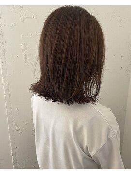 カウチ 板橋本町店(kauti) ぱつっと感が可愛い切りっぱなしヘア