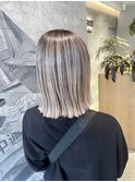 外ハネ×バレイヤージュ