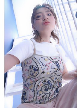 ブーケ(BOUQUET) 今注目のチャイナムードのウルフ