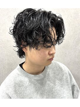 縁 ハナレ(en 870) センターパート かきあげ スパイラルパーマ