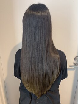 カリス ガーデン(Charis garden)の写真/【話題の《髪質改善TORiCUREトリートメント》導入店】365日綺麗が続き、髪本来の芯があるカシミヤ髪へ◎