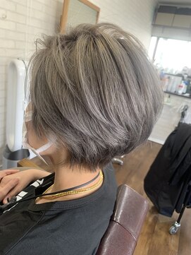 ライフ 住道店(Lyfe) コンパクトショートレイヤーカット_くびれショートカット_74