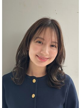 エアー 銀座タワー(AIR) くびれレイヤースタイル　グレージュカラー