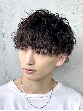 インフィニス 恵比寿(Infinis) 波巻きツイストスパイラルマッシュメンズカットパーマ刈り上げ