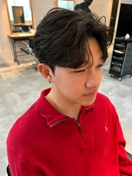 シエテ 津田沼(Siete) スペインカール/スパイキーショート/ブルーブラック/津田沼