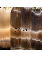 7Velvetのご紹介とスタイリスト紹介