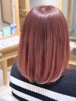 ポルテバイネオリーブ(Porte by neolive)&nbsp;【艶感ピンクベージュのミディアムボブ】