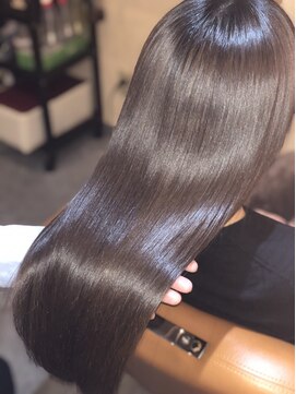 メモリア(memoria) 髪質改善/縮毛矯正/白髪染め/美髪/艶髪/吹田/髪質改善ヘアエステ