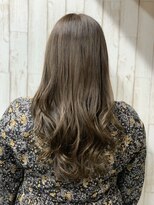 ジーキャトル(G-quatre)&nbsp;ツヤツヤベージュ ＊