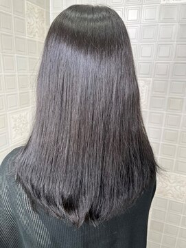 ヘンリエッタ 自由ヶ丘(Henrietta) 艶グレージュ