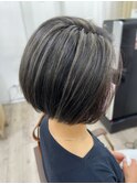 ［A'SHE］ハイライトグレージュ　前下がりボブ