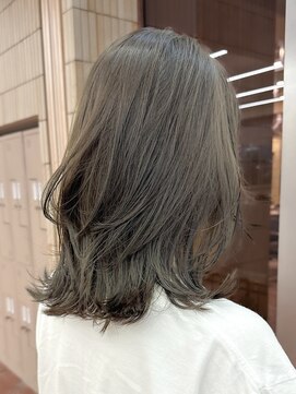 パークレーン アイス イヴェン(park lane ICI yeven) ブリーチなし オリーブベージュ くすみカラー レイヤー/momoka