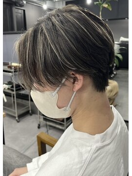 ウェイビー 桜木町店(WAVY) 【WAVY】センターパート×メンズハイライト