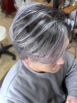 ブレイズヘアー(BLAZEhair) メンズホワイトシルバーバレイヤージュ×ブリーチ2回