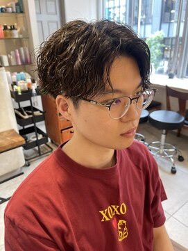 キャンバス バイ ネオリーブ 横浜西口(Canvas by neo.) センターパート　ツイスパ