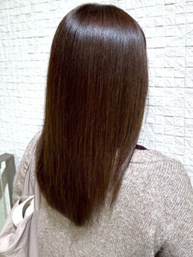 ビューティシモ 所沢(Beautissimo) オリーブベージュ ストレートヘア 髪質改善 縮毛矯正