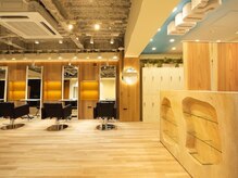 ルースト 渋谷店(ROOST)の雰囲気（[365日カッコよく]お客様にあわせた日々のケアもお任せください）