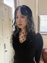 QUON&nbsp;カーリーロングレイヤー×インナーブリーチ