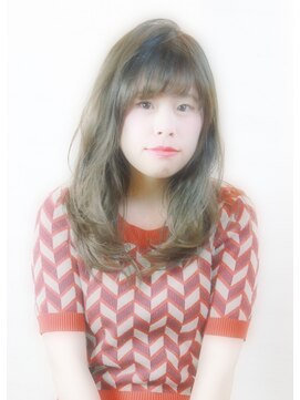 アッシュヘアー オリーブアッシュ