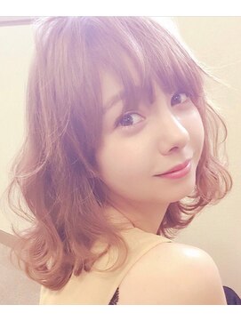 クーエフー(coo et fuu) 10代20代デジタルパーマくびれミディミルクティーカラー　藤沢