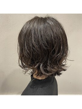 フェンヘアーアイス 中目黒(Fen.hair ici) 成人式後イメチェンボブ　デジタルパーマ