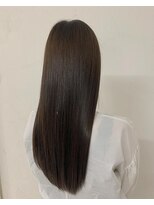 アングゥ ウル(ungu ul)&nbsp;シルキーグロストリートメント