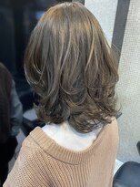 ビアンカ(Bianca) 【Bianca】 アッシュベージュ×イルミナカラー